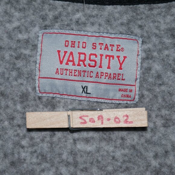 Ohio State Buckeyes Sweater Knit Full Zip Vest Heather Gray Fleece Body Warmer - Picture 9 of 9